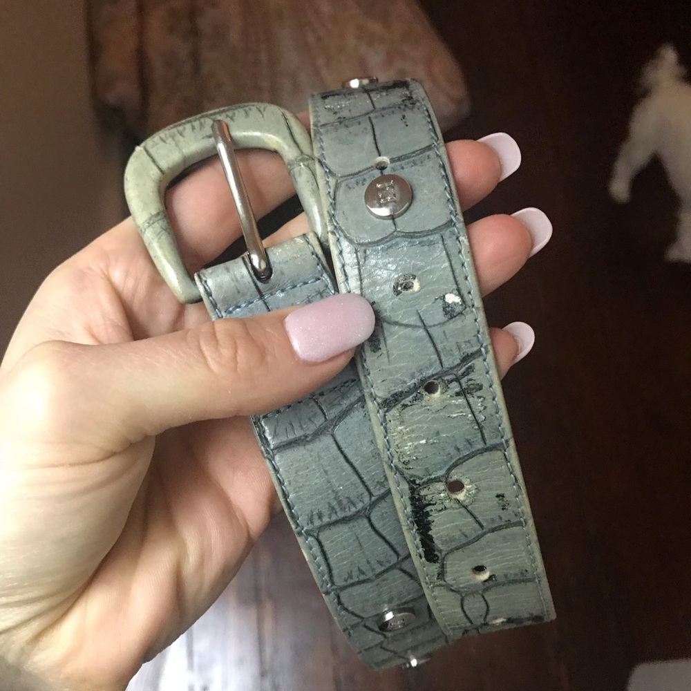 Escada belt